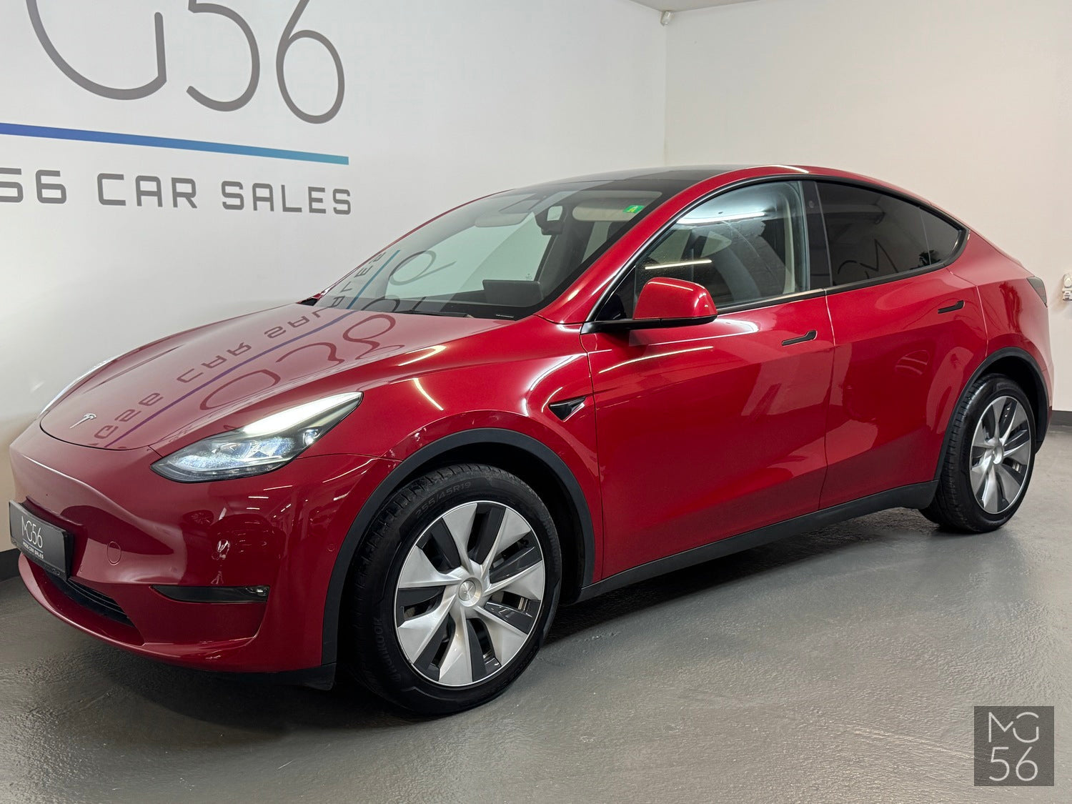Tesla Model Y Long Range Dual AWD Tesla