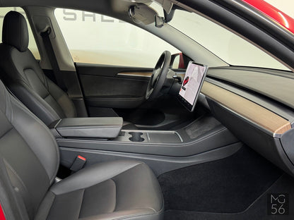 Tesla Model Y Long Range Dual AWD Tesla