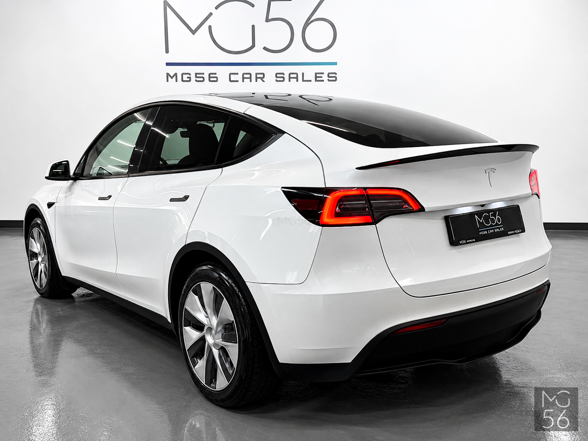 Tesla Model Y RWD 220kW 62kWh Autopilot Premium Connectivity Pearl White - Tesla