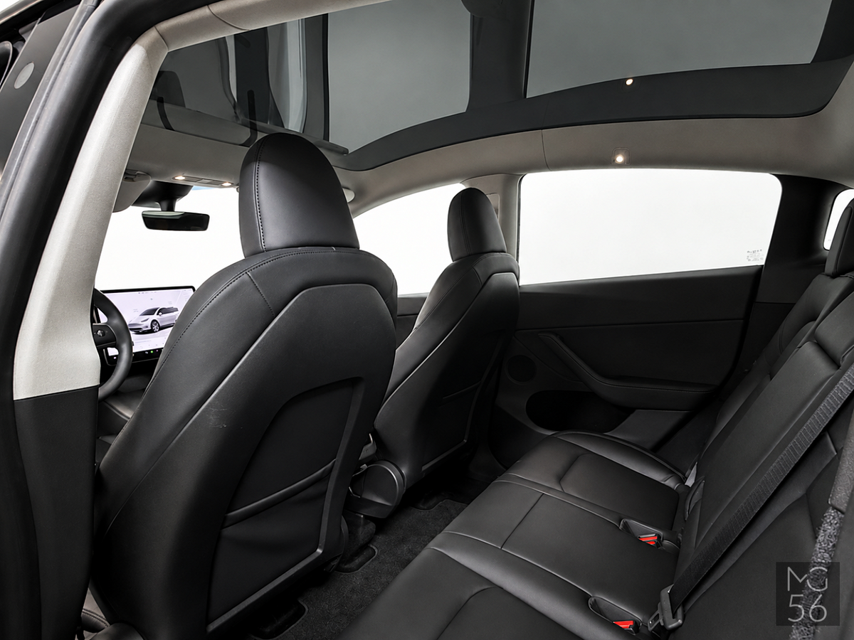 Tesla Model Y RWD 220kW 62kWh Autopilot Premium Connectivity Pearl White - Tesla