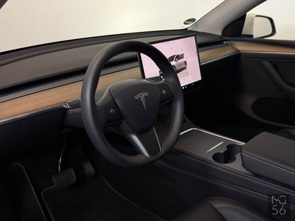 Tesla Model Y Tesla