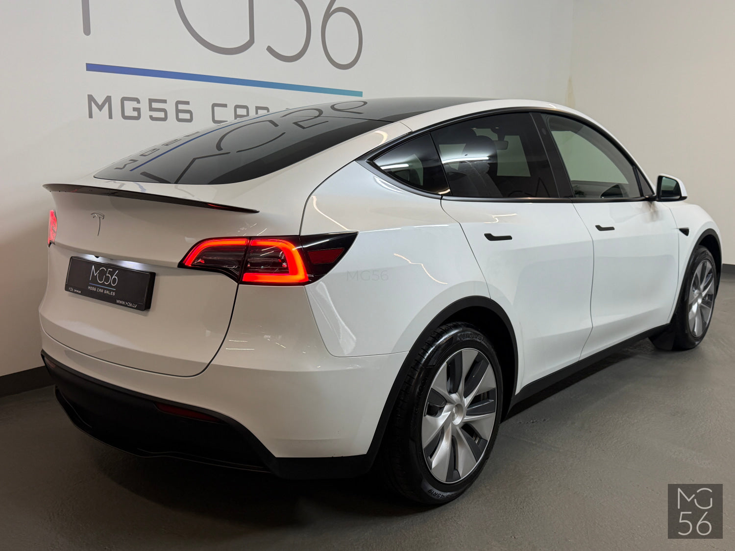 Tesla Model Y Tesla