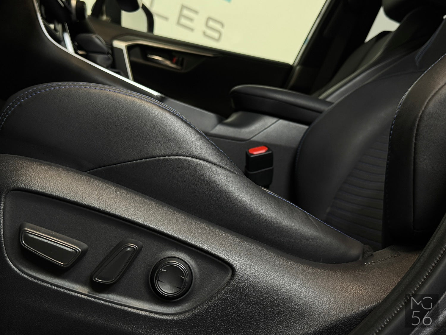 Toyota RAV4 Hybrid Toyota