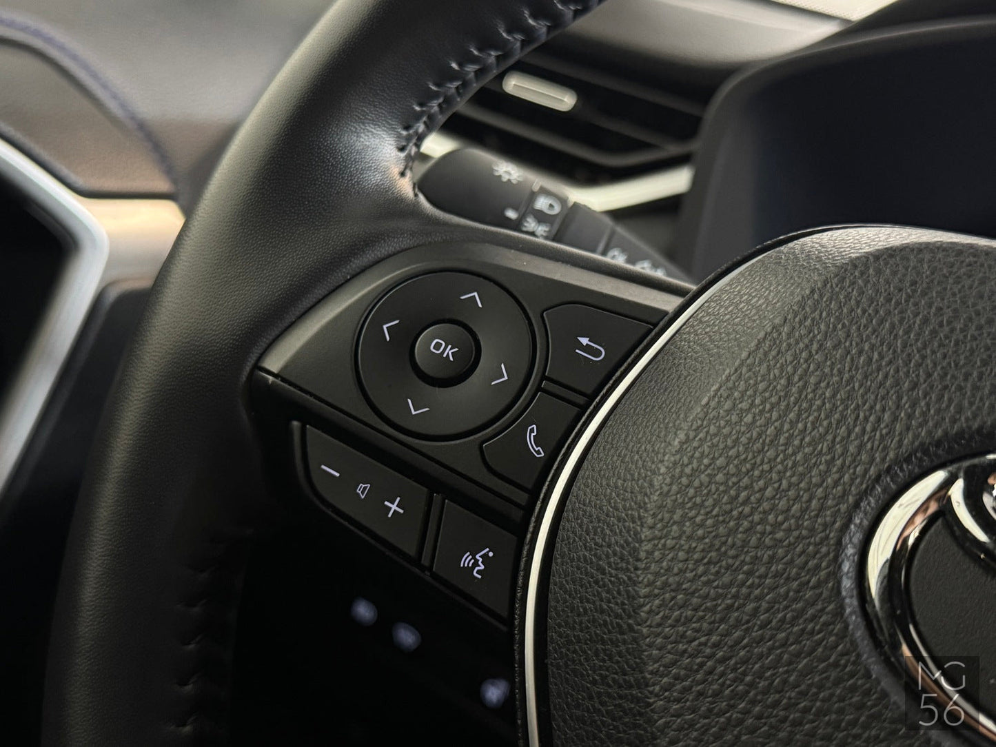 Toyota RAV4 Hybrid Toyota