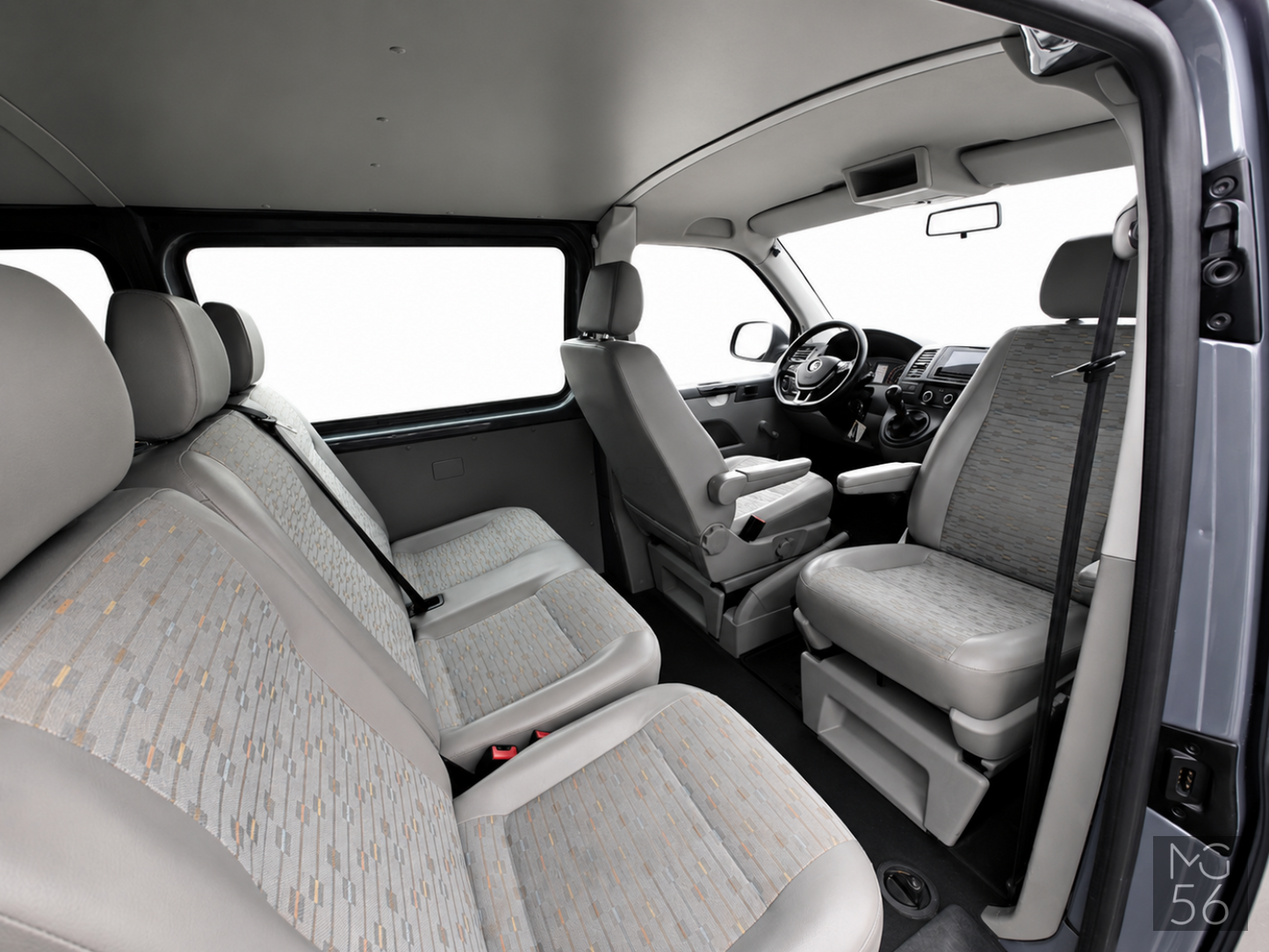 Volkswagen Transporter T5 LWB 8 seats - VW