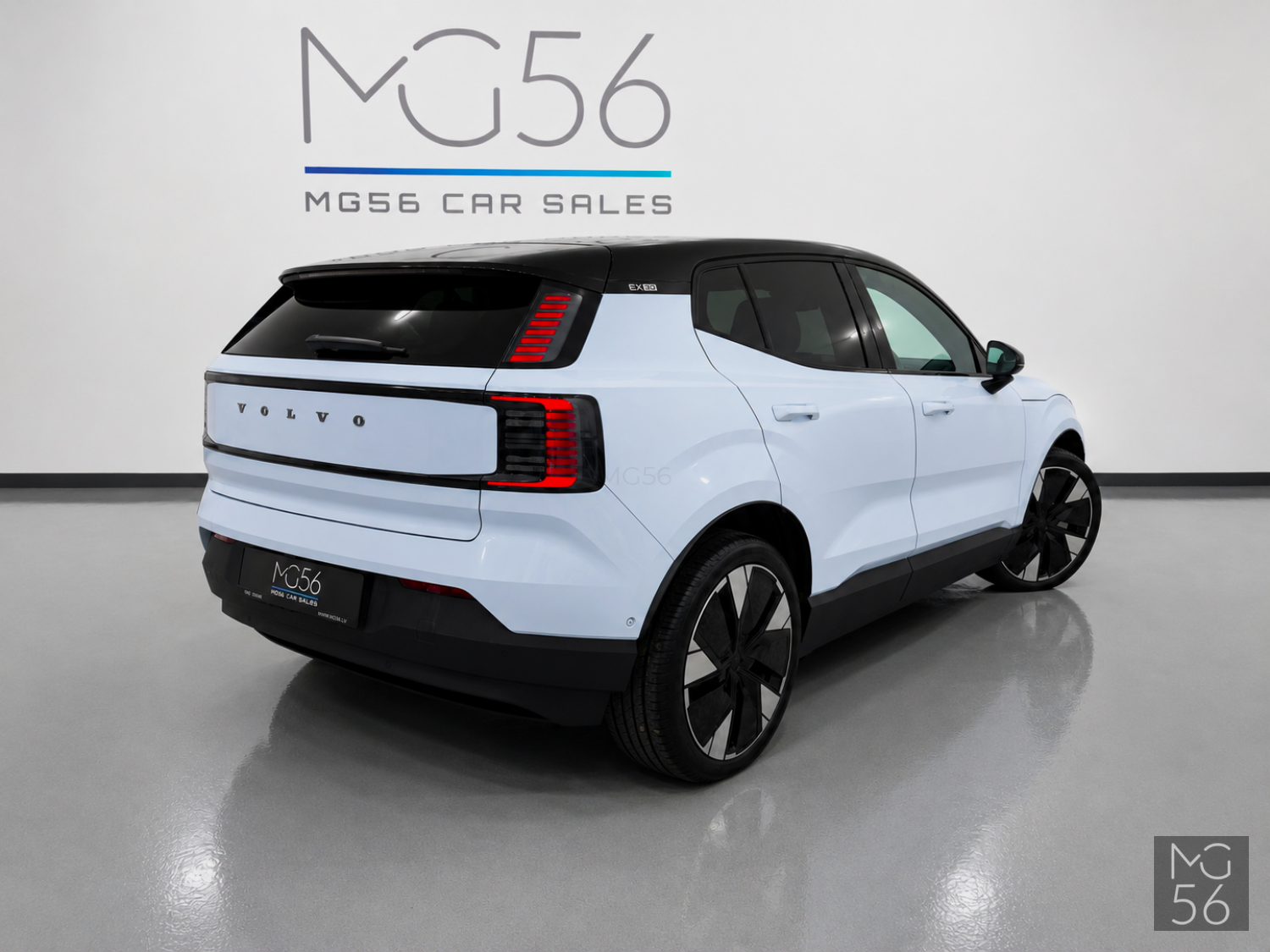 Volvo EX30 Ultra Twin AWD 66 kWh 360° Harman/Kardon Cloud Blue - Volvo