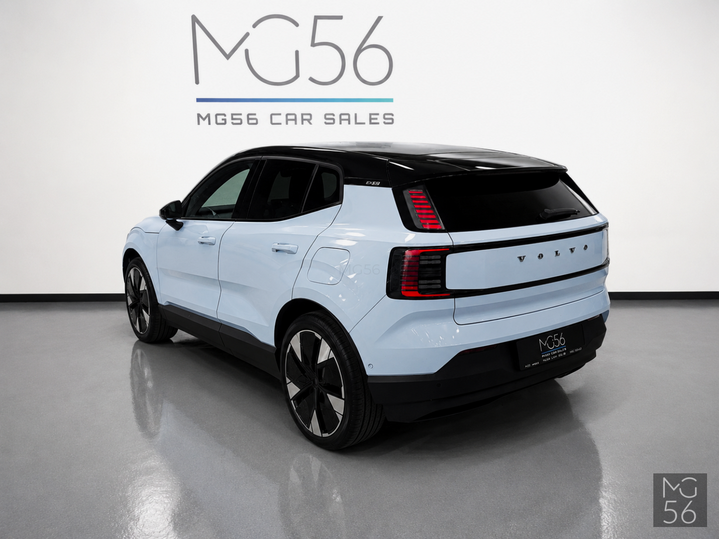 Volvo EX30 Ultra Twin AWD 66 kWh 360° Harman/Kardon Cloud Blue - Volvo