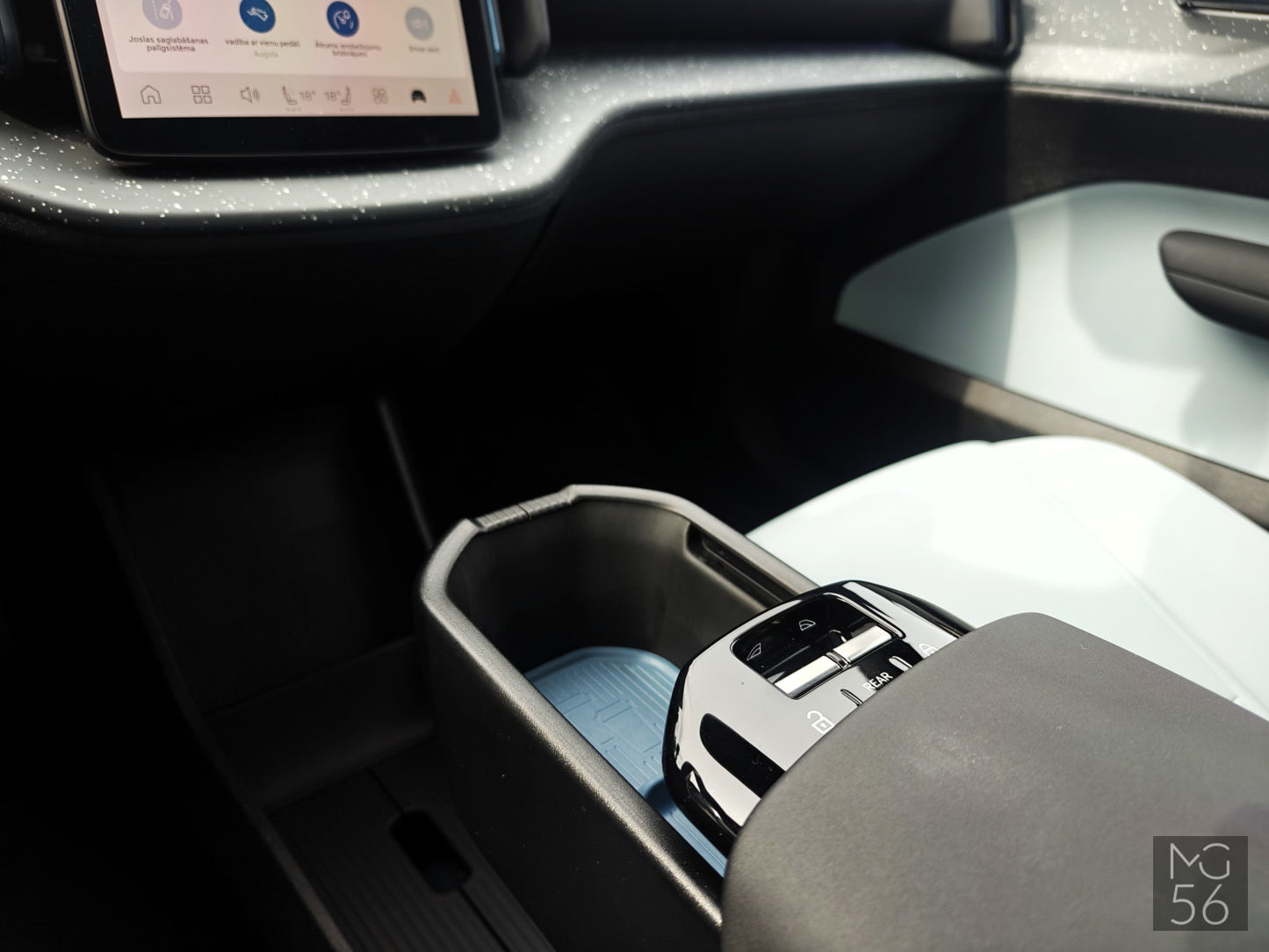 Volvo EX30 Ultra Twin AWD 66 kWh 360° Harman/Kardon Cloud Blue - Volvo