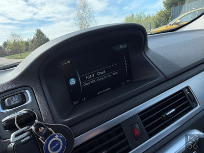 Volvo XC70 D4 Dynamic Webasto R-Design Magic Blue - Volvo