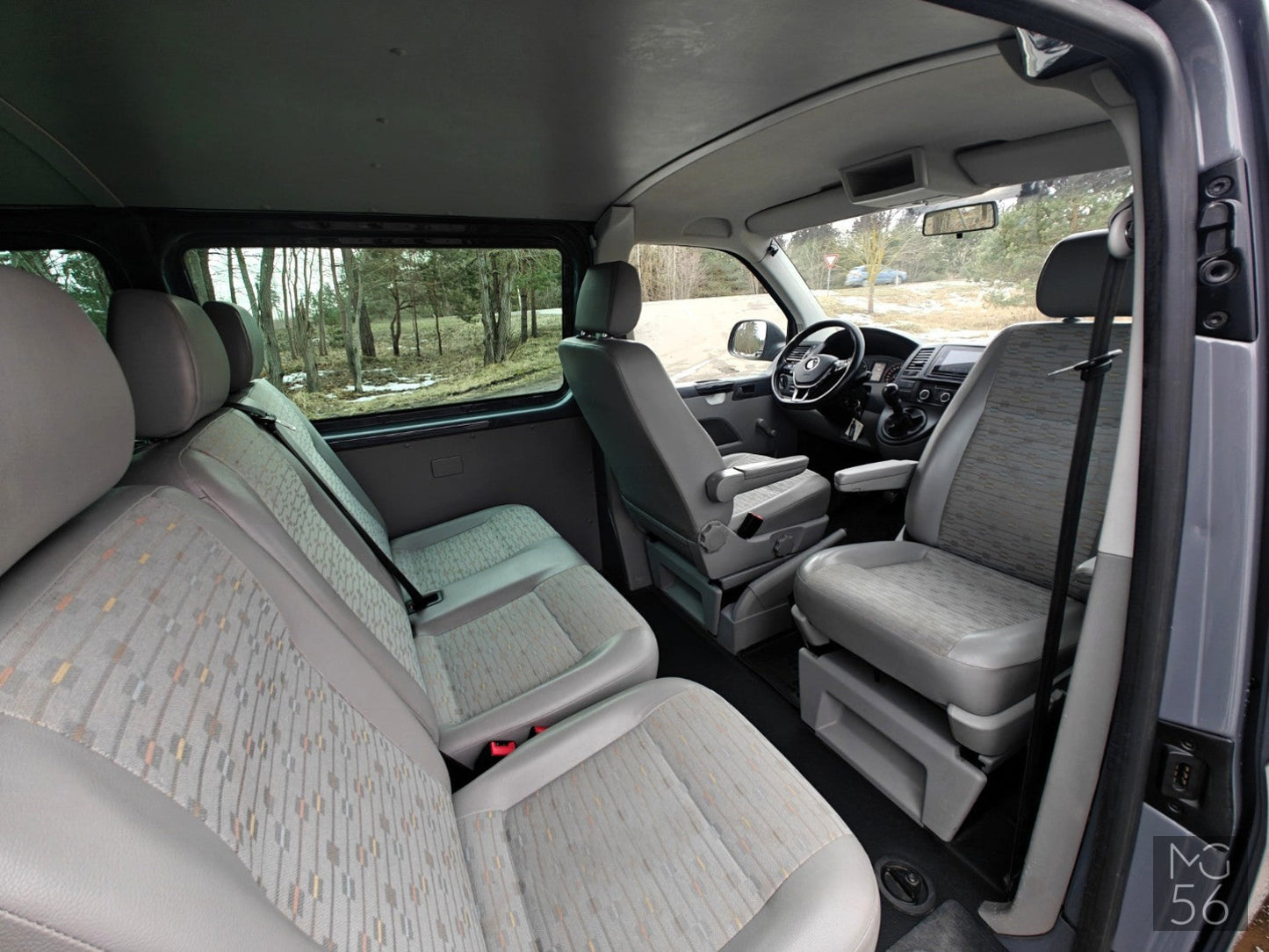 VW Transporter T5 LWB 8 seats VW