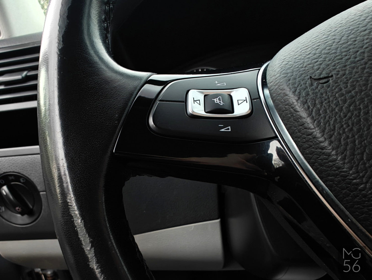 VW Transporter T5 LWB 8 seats VW