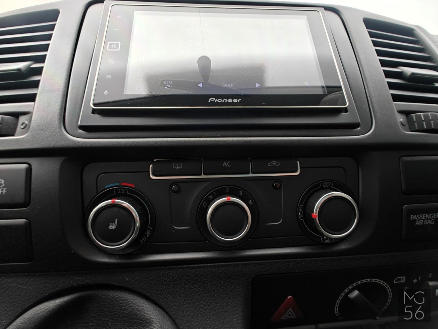 VW Transporter T5 LWB 8 seats VW