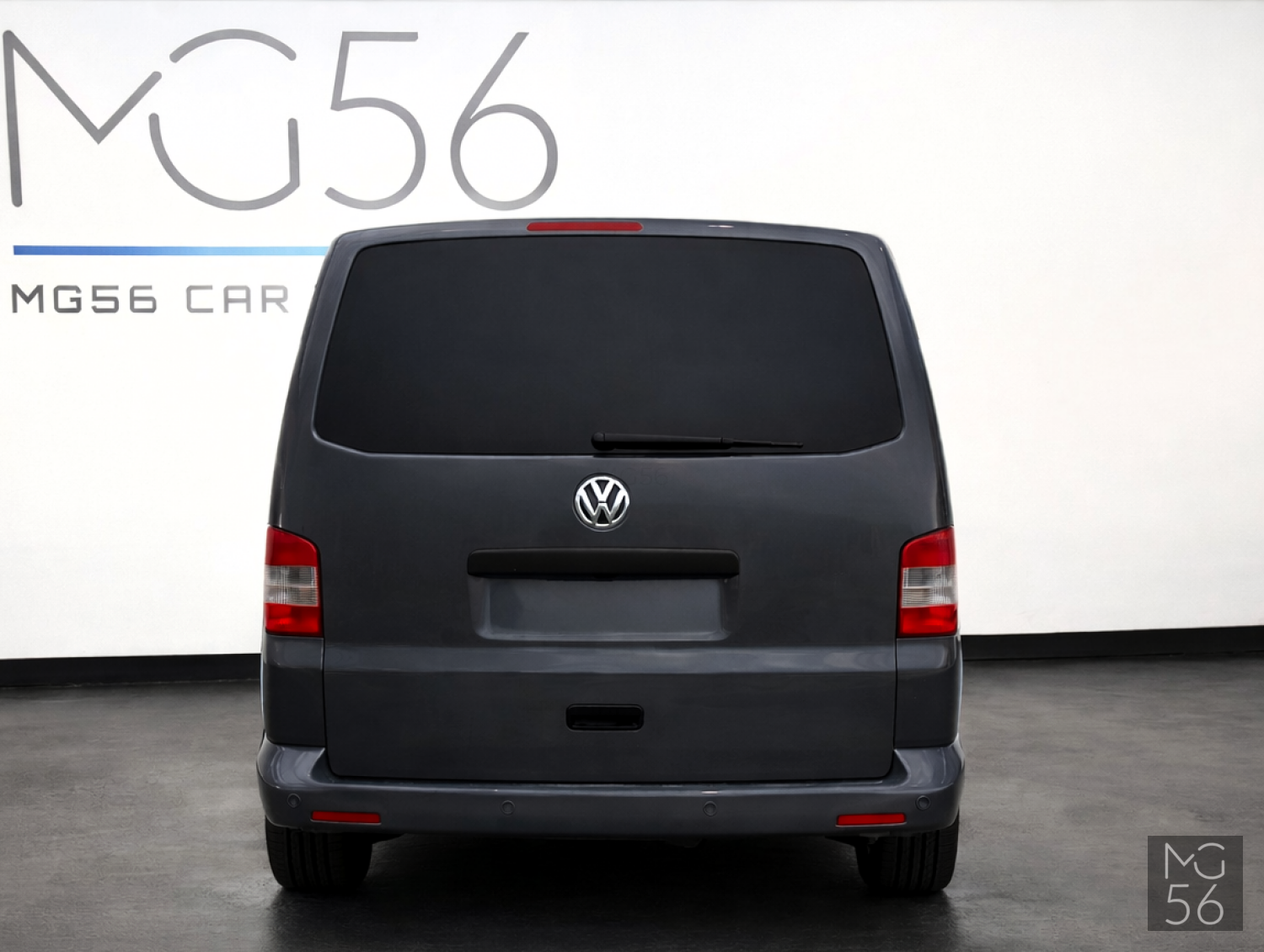 VW Transporter T5 LWB 8 seats VW